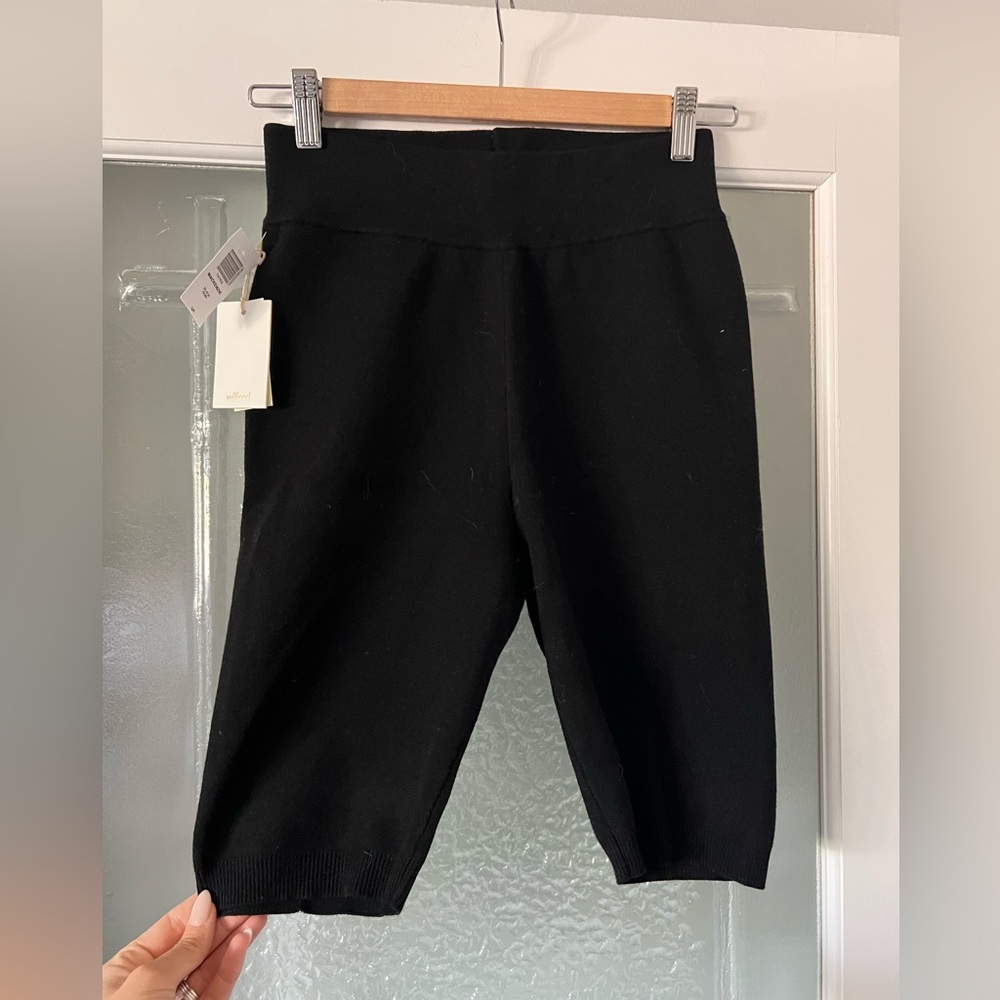 ARITZIA NWT Wilfred Women’s Black Bicycle Short, Size Small
